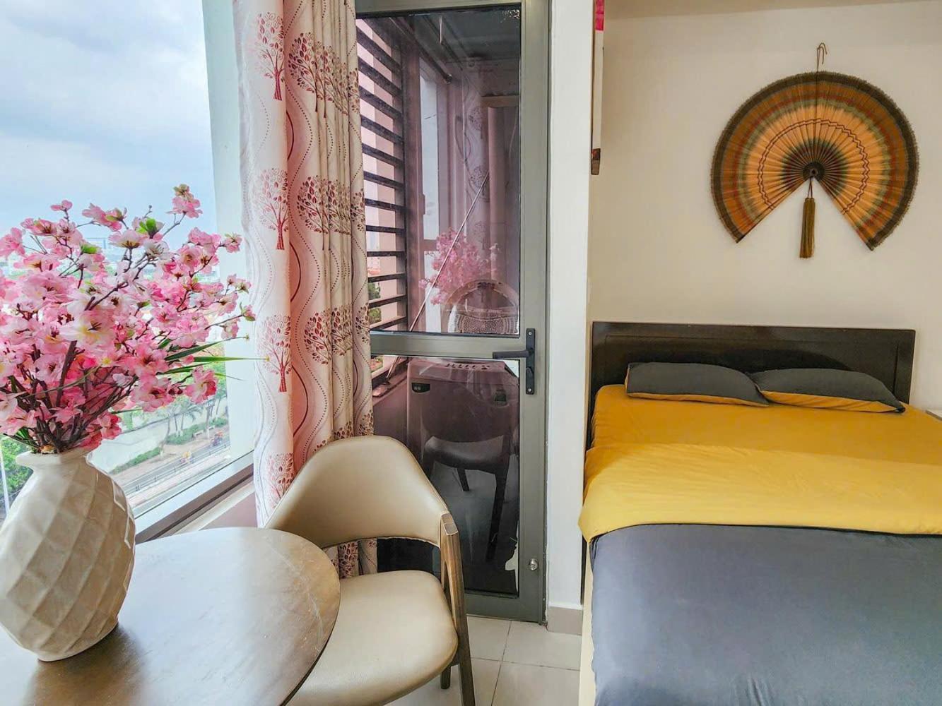 Soho Spacious Aparts, Location * Ho Chi Minh City